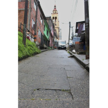 En el barrio El Carmen de Manizales, calles sin atención